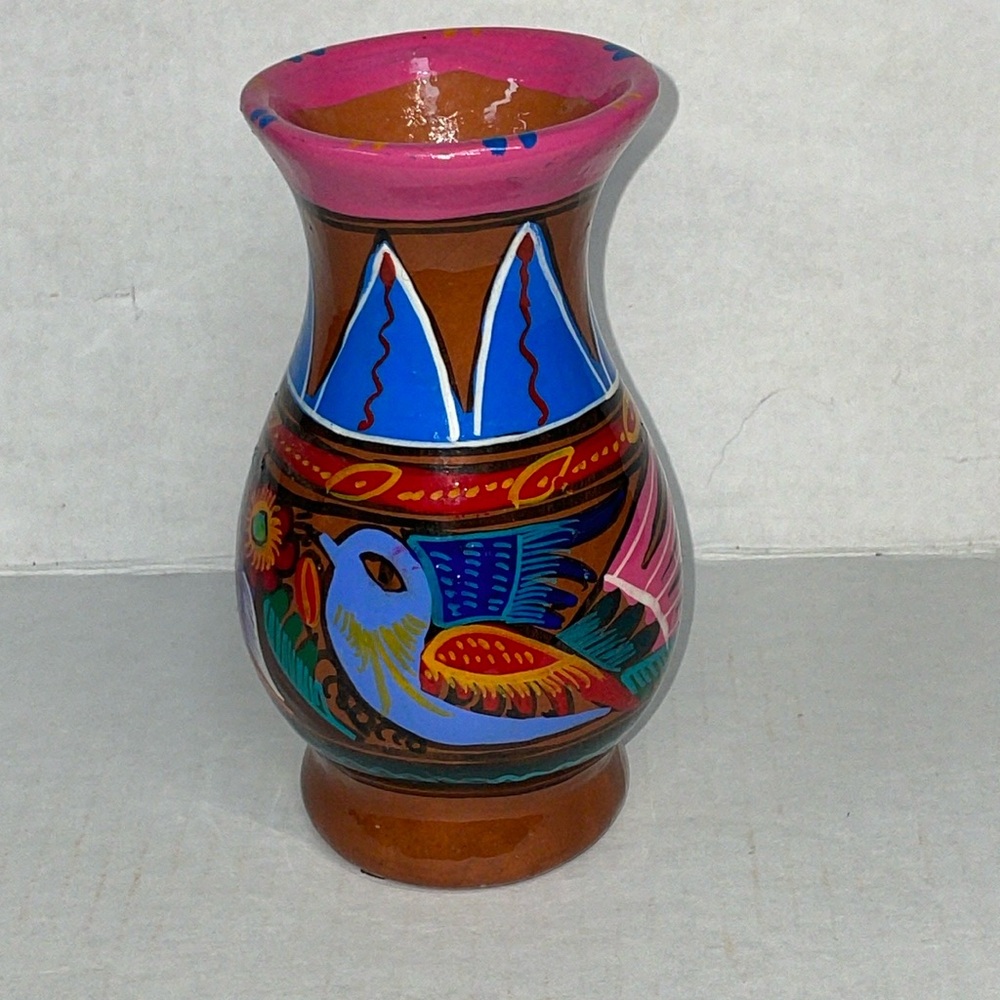 Talavera vibrantly hand painted Mexican folk art terracotta vase 5.75” tall